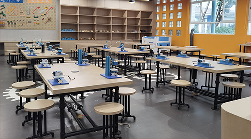 金沙集团186cc成色机床和激光雕刻机为学校助力缤纷手工课堂